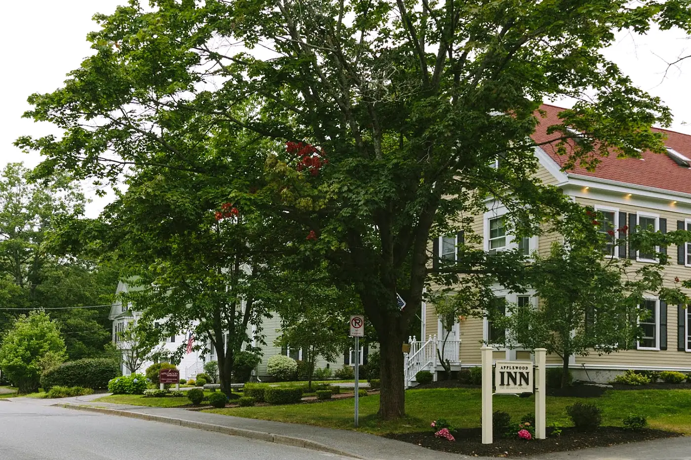The Applewood Inn on Holbrook Street, Freeport, Maine